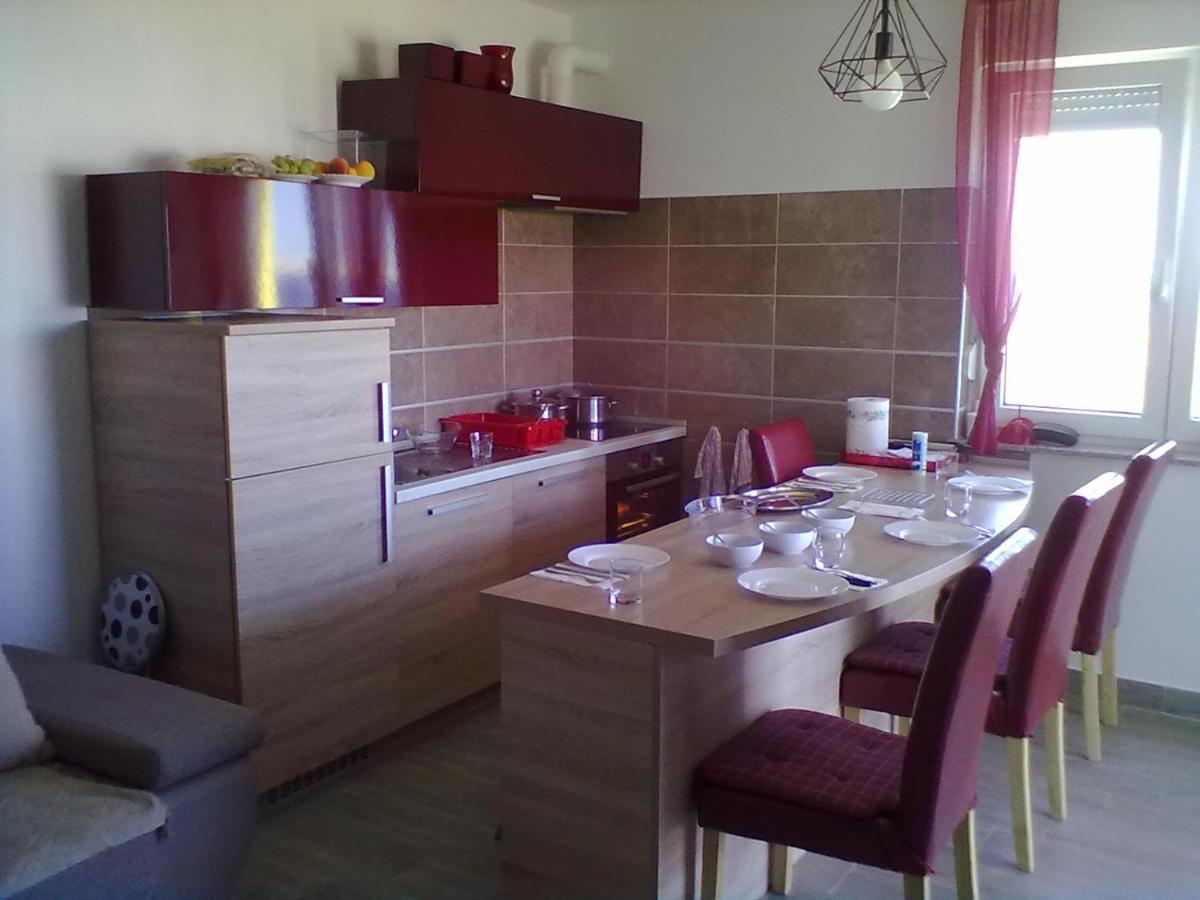 Apartman Mihalj Zadar-Rtina Miletici Eksteriør billede