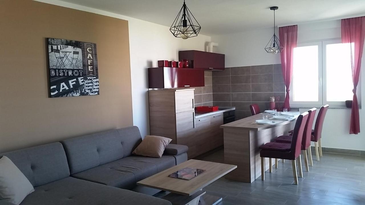Apartman Mihalj Zadar-Rtina Miletici Eksteriør billede